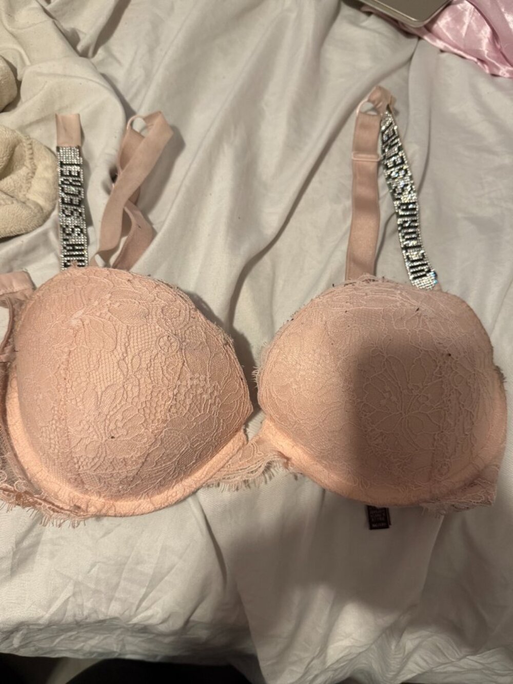 Victoria’s Secret Light Pink Lace Bombshell Bra 36C